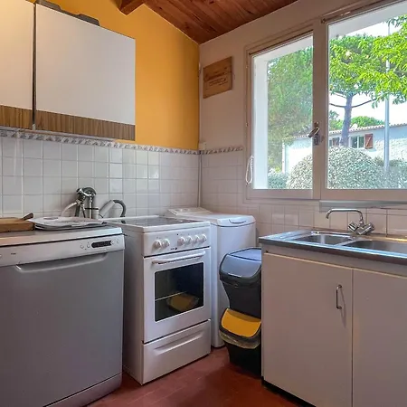 4p 75m² – Terrasse, Wifi, Bbq, Proche Et Commerces – La Palmyre, 6 Pers. - Fr-1-705-77 * Les Mathes